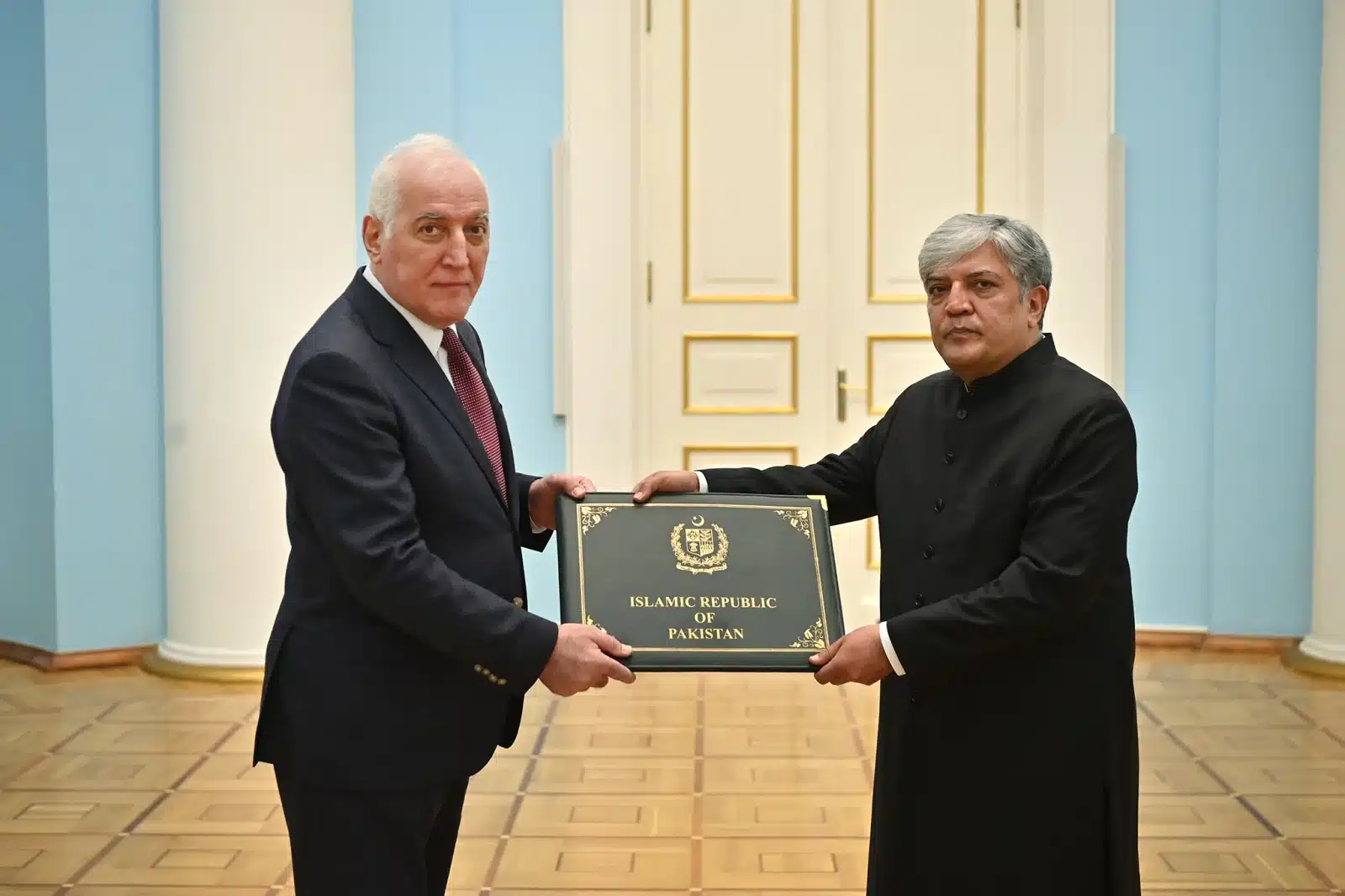 Le Pakistan a un ambassadeur en Arménie pour la première fois. Il a présenté ses lettres de créance au président Vahagn Khachaturyan