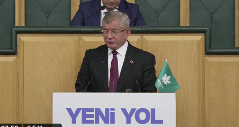 Turquie: un ex-Premier ministre d&rsquo;Erdogan poursuivi pour « insulte au  président »