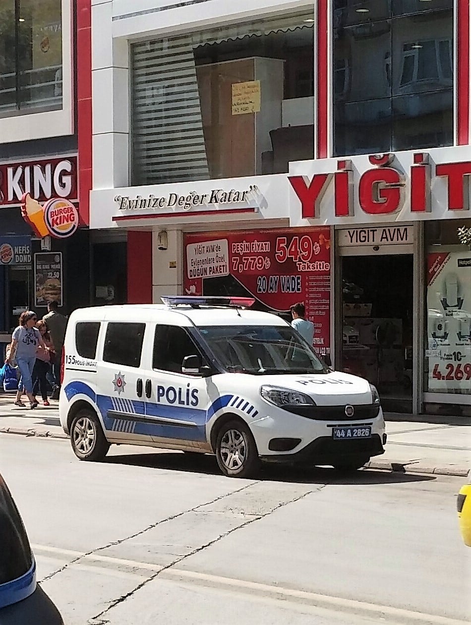 Turquie : vaste coup de filet contre des bars et associations LGBT+