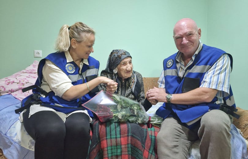 Mission de l&rsquo;UE en Arménie : Nous avons rendu visite à Manyak, une grand-mère de 102 ans, à Choratan. Bonne Journée internationale des personnes âgées !