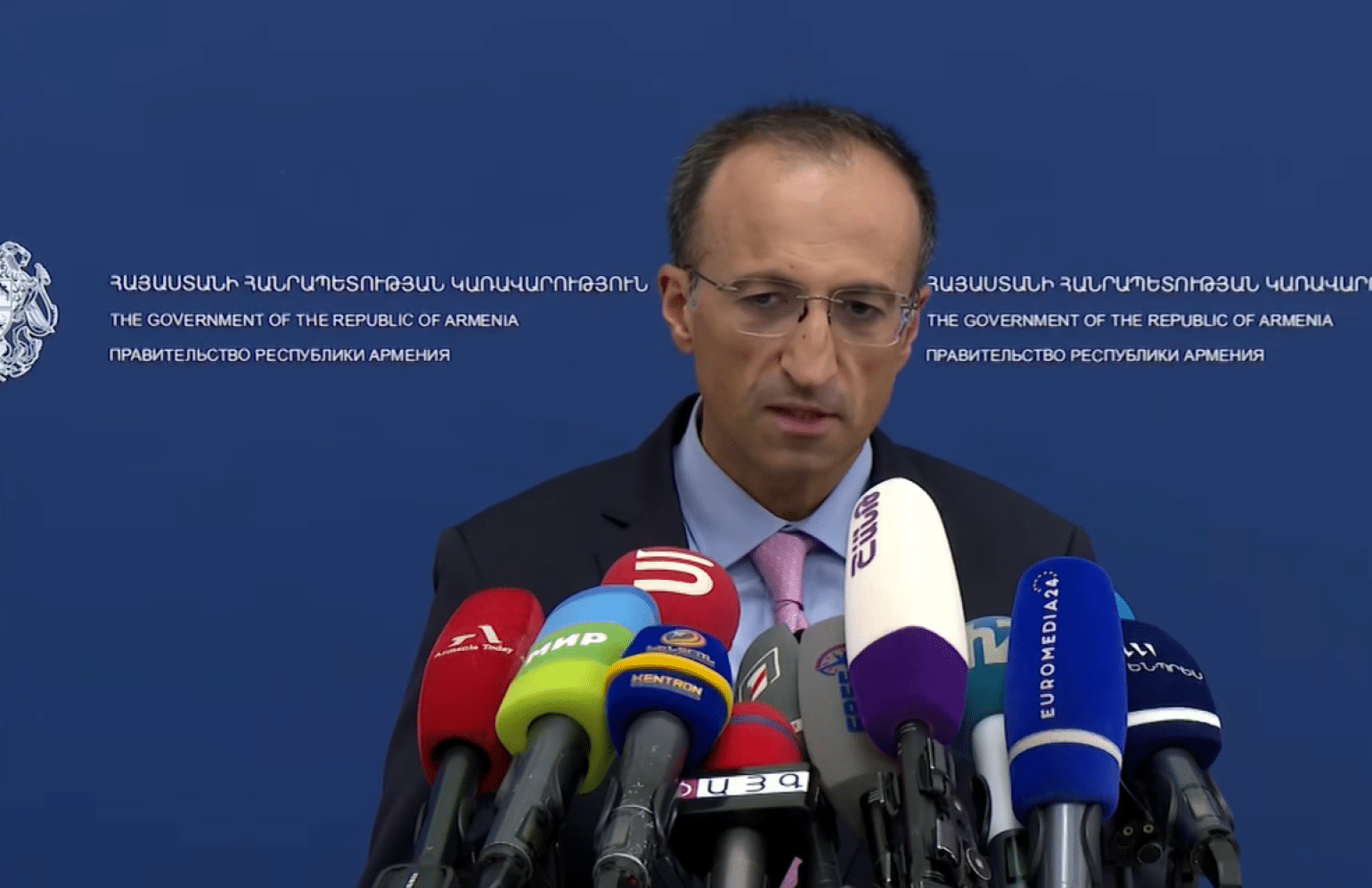 Nous allons augmenter la pension minimale de 46 000 drams à 47 000 drams affirme le ministre du Travail et des Affaires sociales Arsen Torosyan