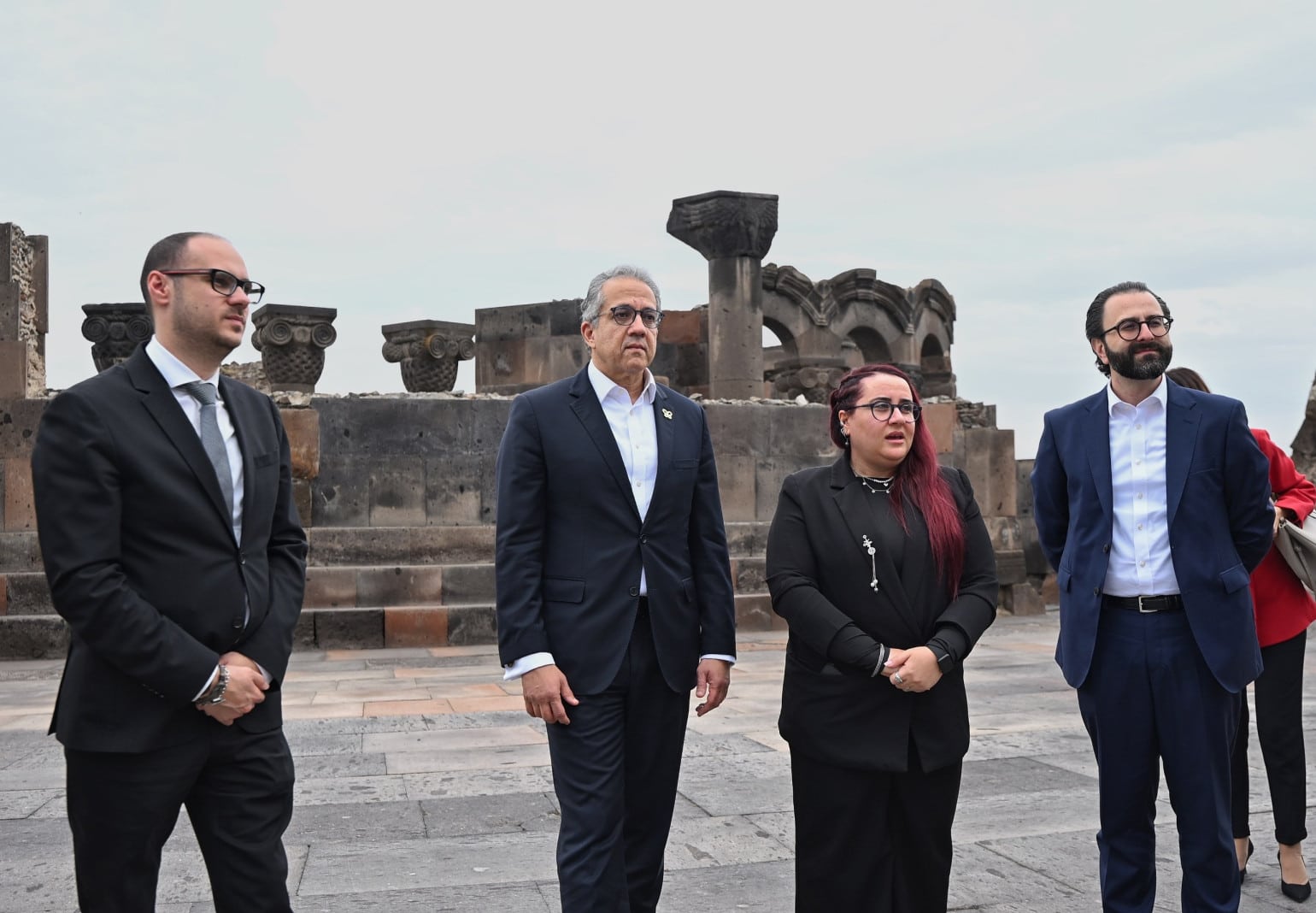 Le Directeur général de l&rsquo;UNESCO, Khaled El-Enany, visite le temple de Zvartnots en Arménie
