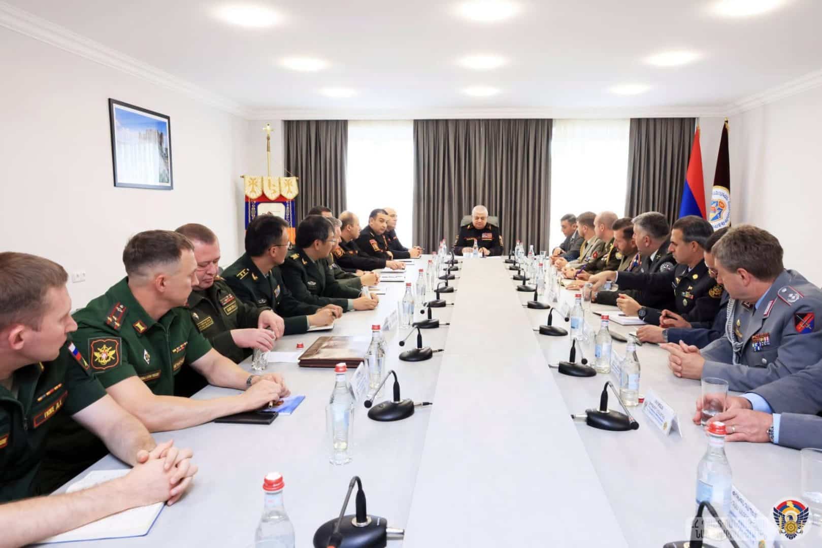 Des attachés militaires étrangers accrédités en Arménie ont visité la Police militaire du ministère arménien de la Défense