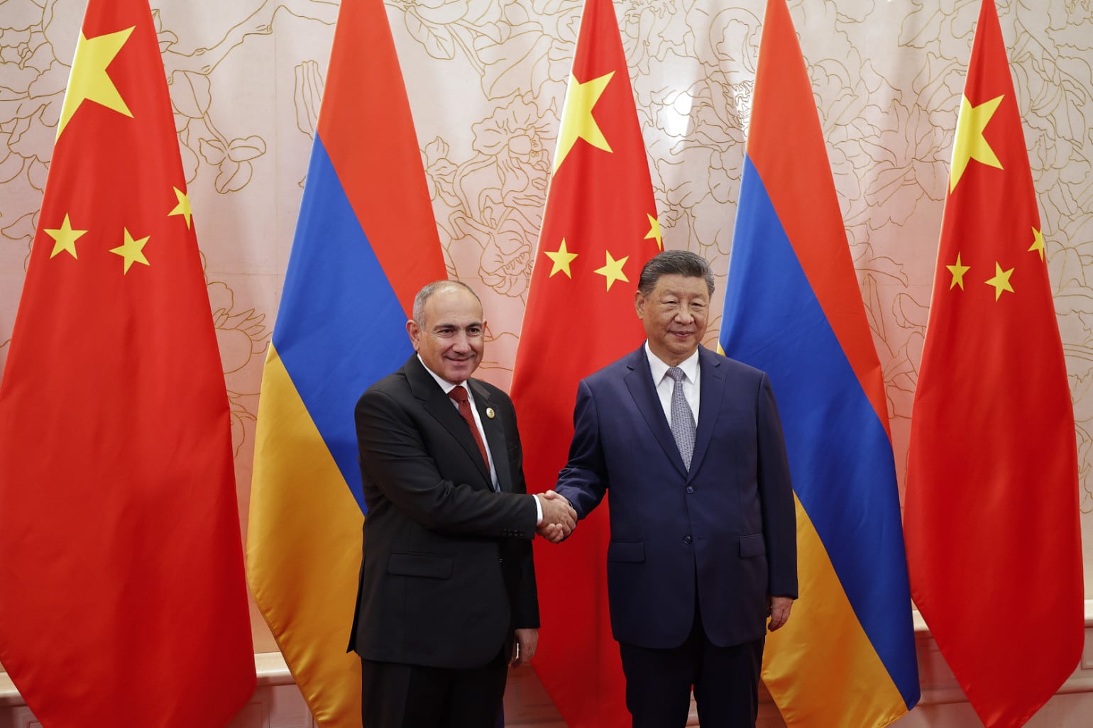 Nikol Pachinian à Xi Jinping : à Le dialogue politique de haut niveau et la coopération multiforme entre l&rsquo;Arménie et la Chine ont abouti à un partenariat stratégique