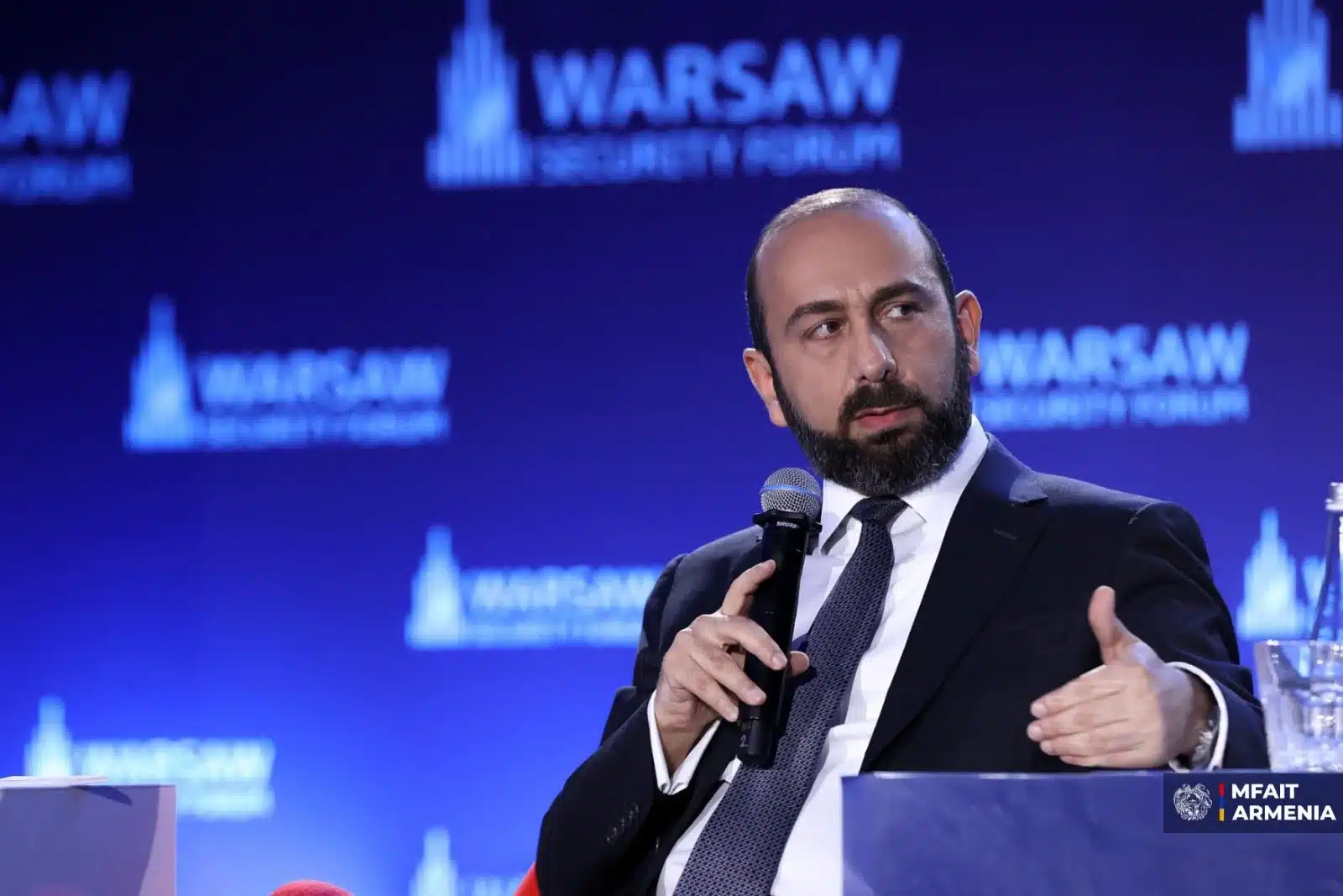 Le ministre arménien des Affaires étrangères Ararat Mirzoyan se rend en Pologne pour participer au Forum de Varsovie sur la sécurité