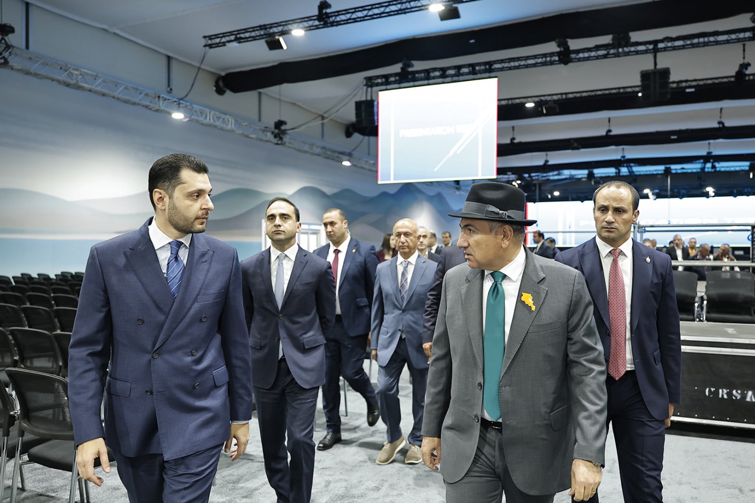 Les préparatifs de la COP17 entrent dans leur phase finale. Le Premier ministre arménien a visité le Centre d’exposition Meridian