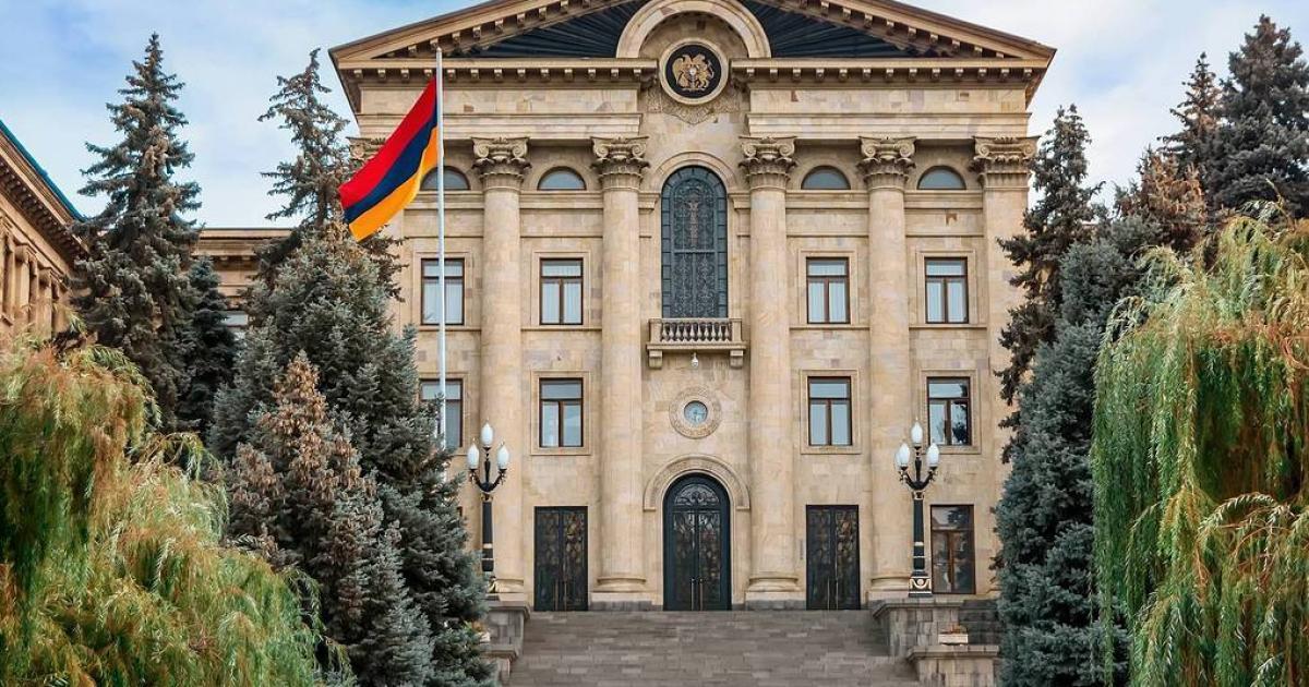 La République et la diaspora : le patriotisme exige le sens des responsabilités par Bèrge Jololian