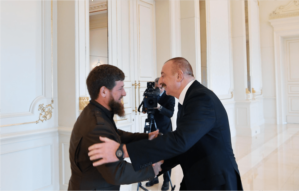 Comment comprendre le rapprochement entre Kadyrov et Aliev ?